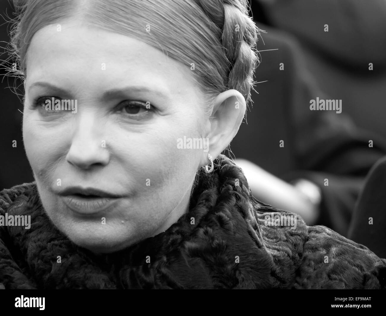 Kruty, Ucraina. Il 29 gennaio, 2015. Regione di Chernihiv, Ucraina. Il 29 gennaio, 2015. Yulia Tymoshenko. -- Politicinas ucraini, 29 gennaio 2015, ha partecipato alla cerimonia Kruty eroi, giovani ragazzi che in questo giorno nel 1918 vicino alla stazione Kruty nella regione di Chernihiv è entrato in una battaglia impari con i bolscevichi e sono morti di una morte eroica per l'Ucraina Repubblica popolare. © Igor Golovnov/Alamy Live News Credit: Igor Golovnov/Alamy Live News Foto Stock