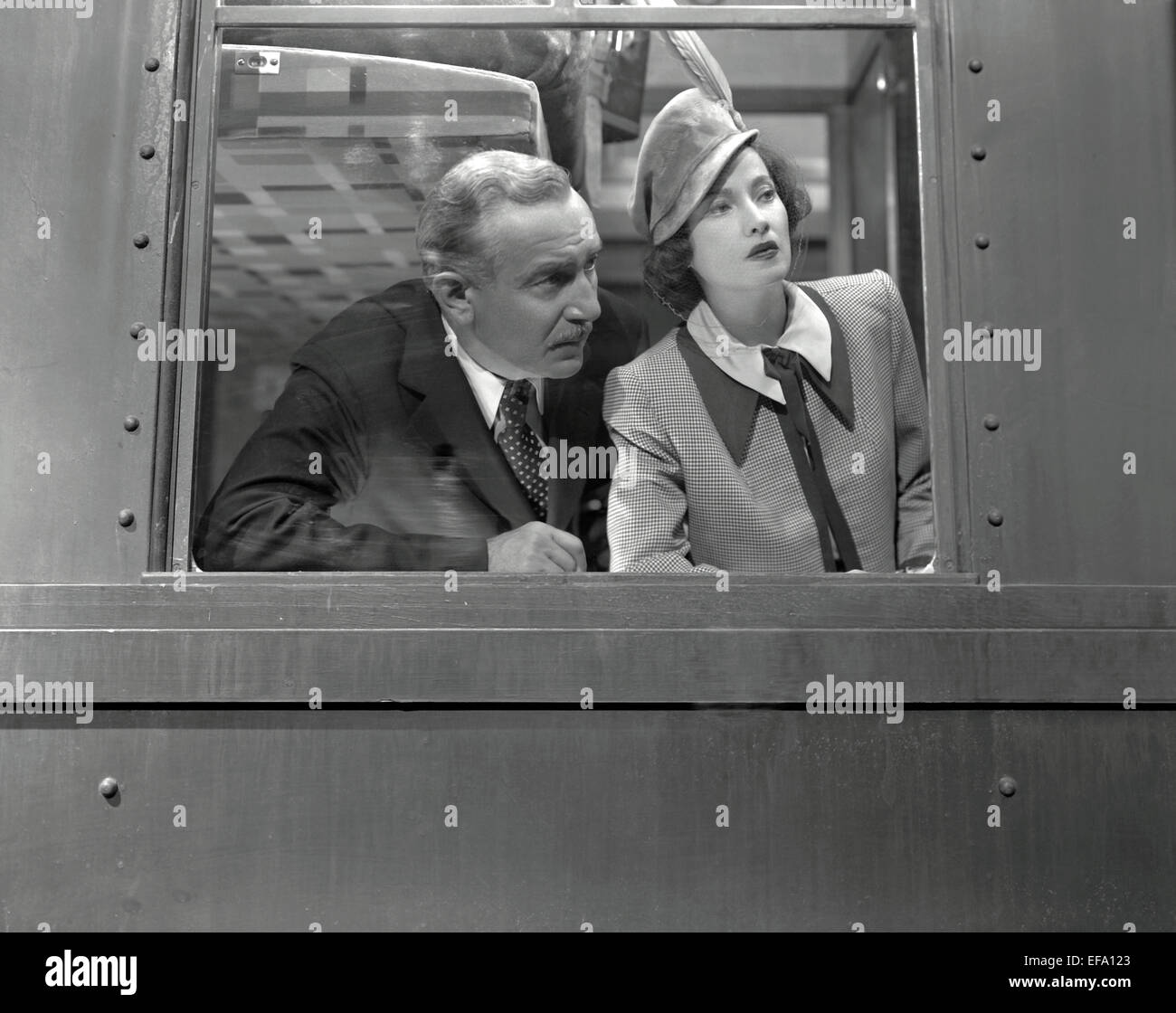 PAUL LUKAS, MERLE OBERON, Berlino EXPRESS, 1948 Foto Stock