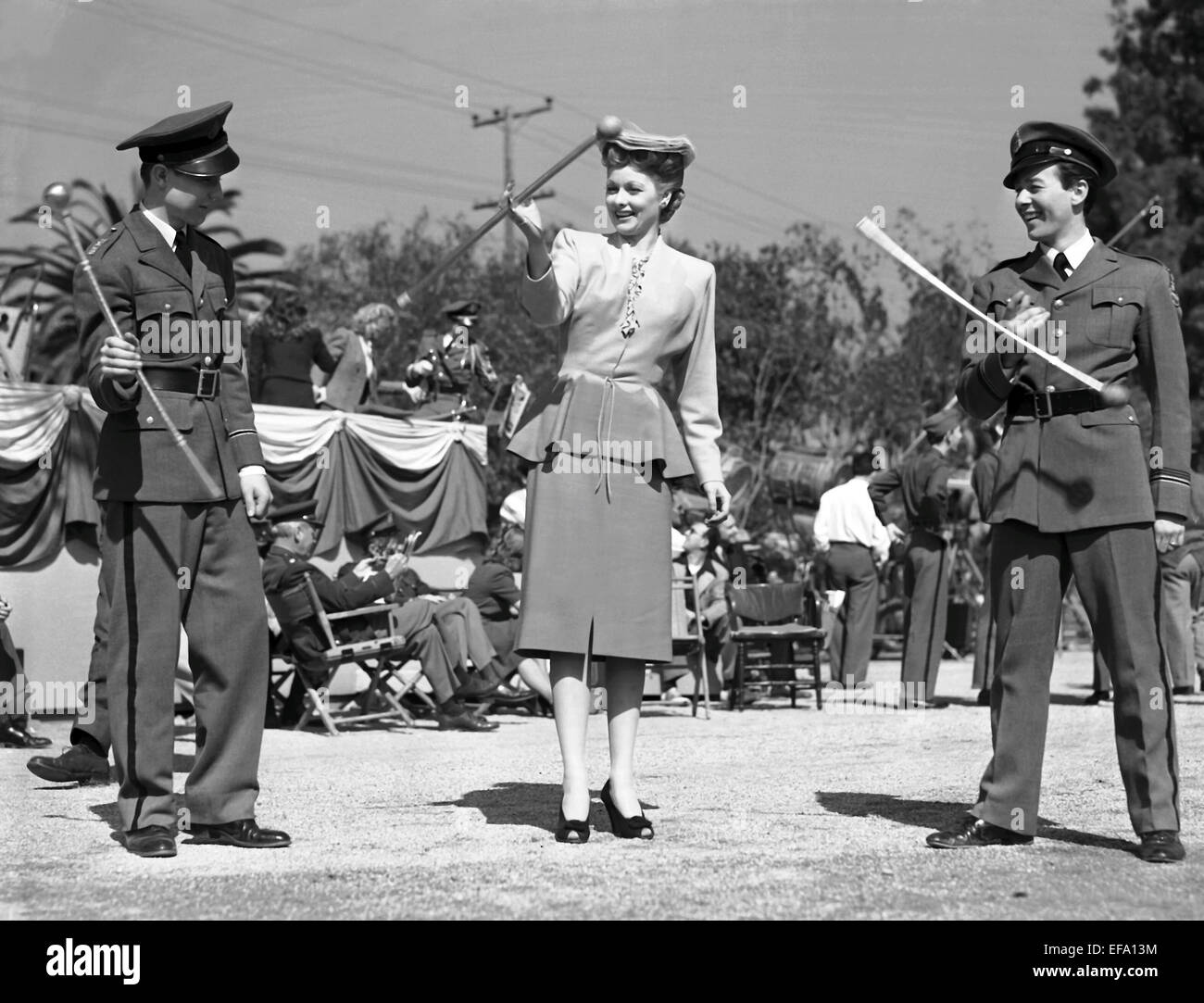 LUCILLE BALL piede migliore in avanti (1943) Foto Stock