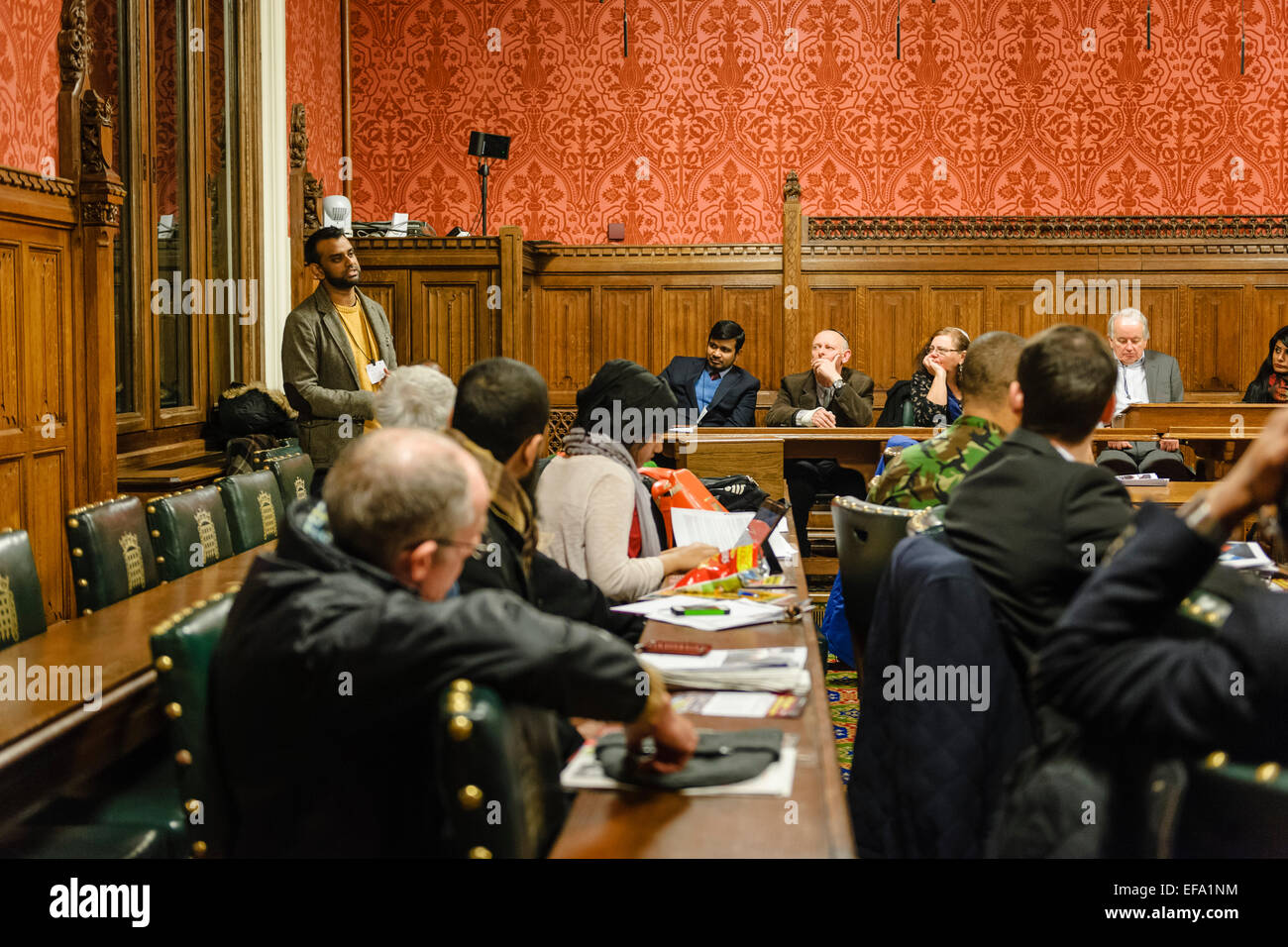 Londra, Regno Unito. Il 29 gennaio, 2015. Shamiul Joarder intervenendo a un incontro pubblico in House of Commons disposti da unirsi contro Faschism intitolata 'dopo Francia: Unità - no al fascismo, dell'antisemitismo, dell'islamofobia - a difendere le libertà civili.' Credit: Tom Arne Hanslien/Alamy Live News Foto Stock