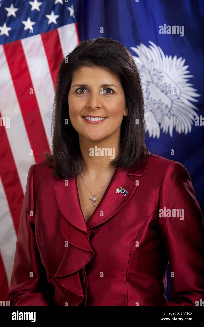 Carolina del Sud governatore Nikki Haley nel suo ritratto ufficiale presso il membro del suo secondo mandato il 30 dicembre 2014 in Columbia, SC. Foto Stock