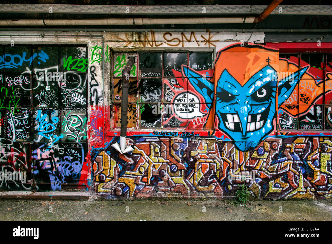 Milano, centro sociale Leoncavallo, murales, Italia Foto Stock