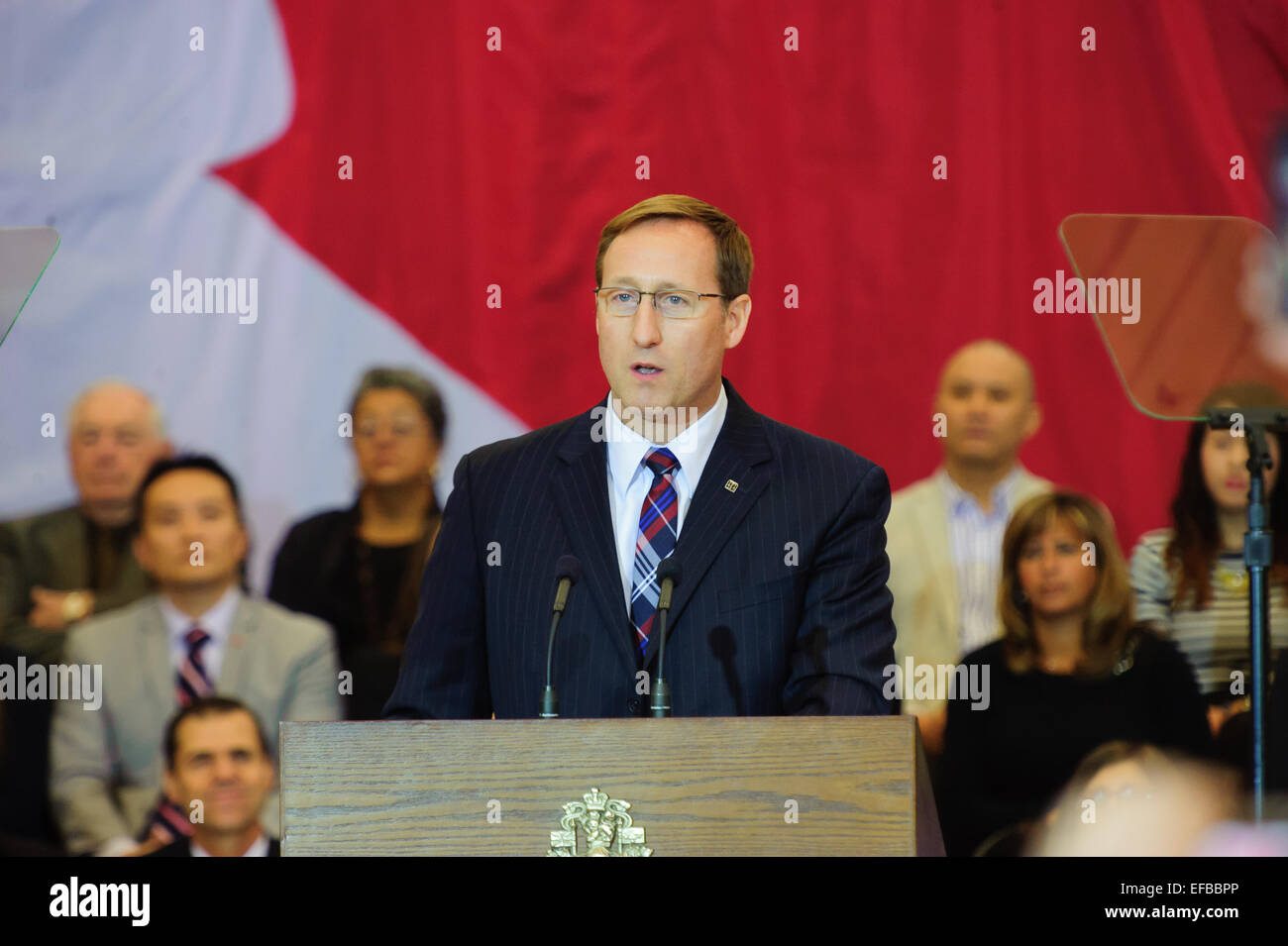 Richmond Hill, Canada. Il 30 gennaio, 2015. Il ministro della Giustizia e Procura Generale Pietro MacKay si rivolge a un pubblico. Il Primo Ministro canadese Stephen Harper ha rivelato che il suo governo è di nuovo contro il terrorismo una legislazione a Richmond Hill, Ontario, centro comunitario. Credito: Victor Biro/Alamy Live News Foto Stock