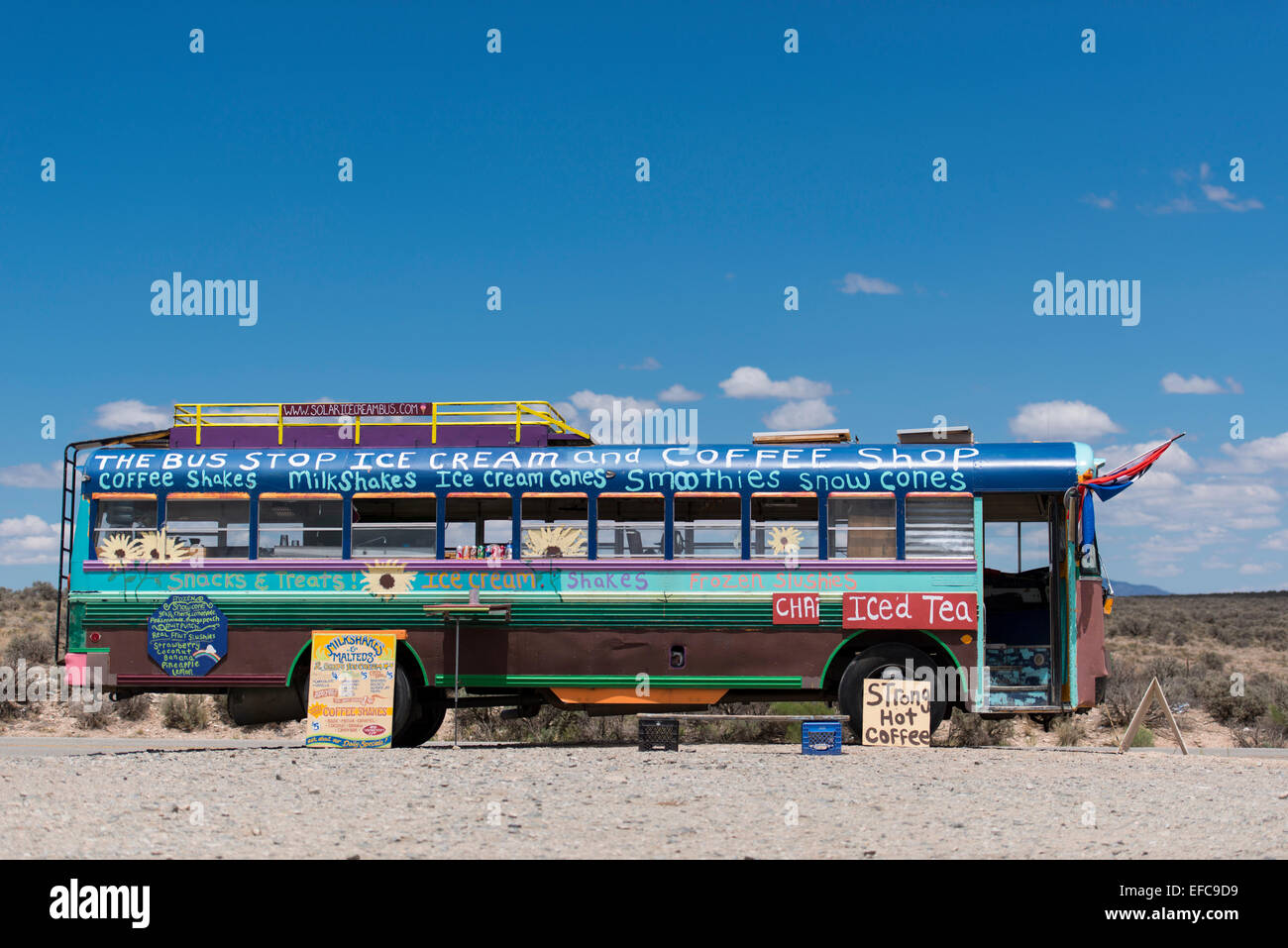Il bus convertito in un mobile coffee shop, Nuovo Messico, STATI UNITI D'AMERICA Foto Stock