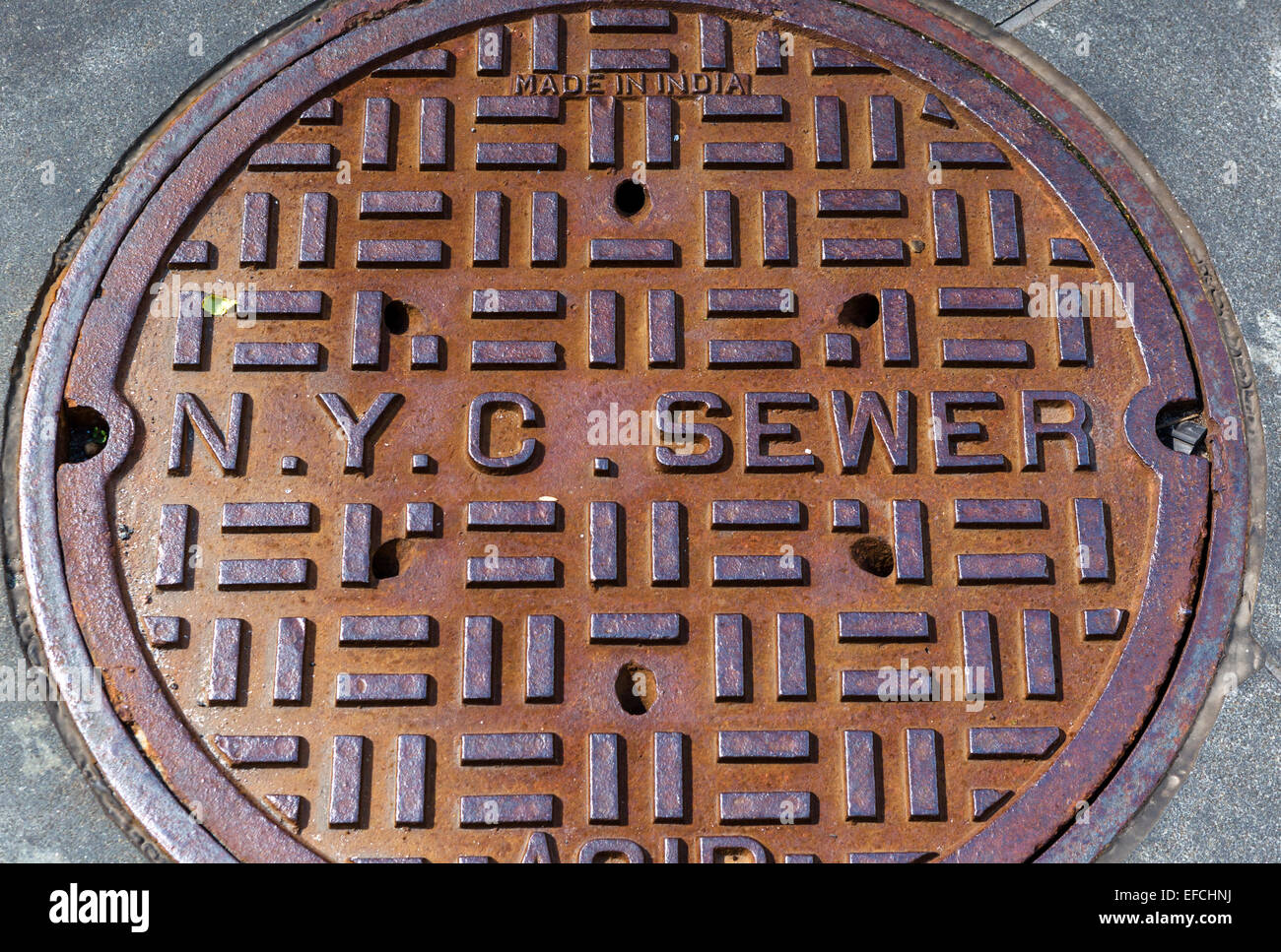 Chiusino oltre il sistema fognario, Manhattan, New York City, NY, STATI UNITI D'AMERICA Foto Stock