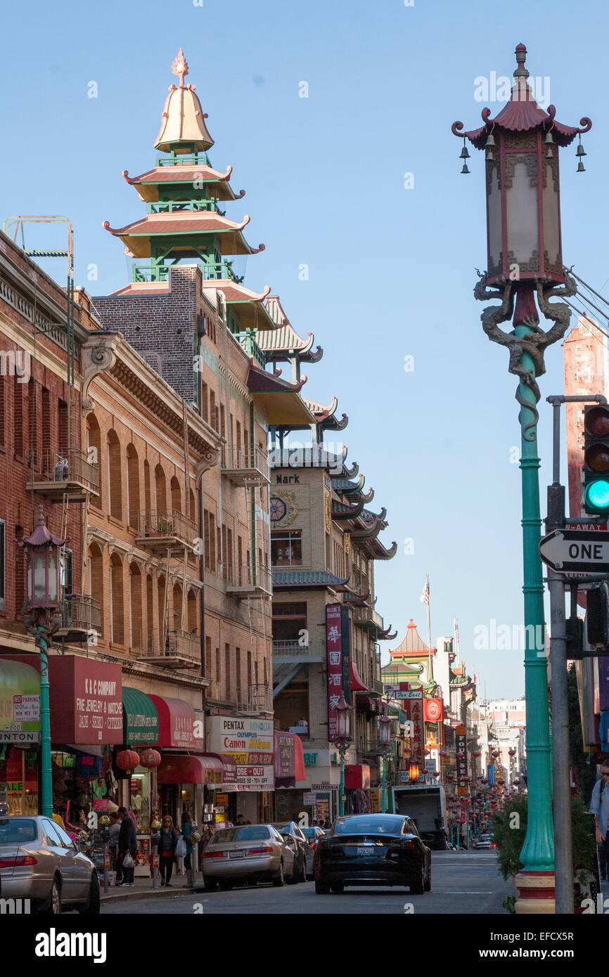 Grant Avenue nella Chinatown di San Francisco, California. Foto Stock