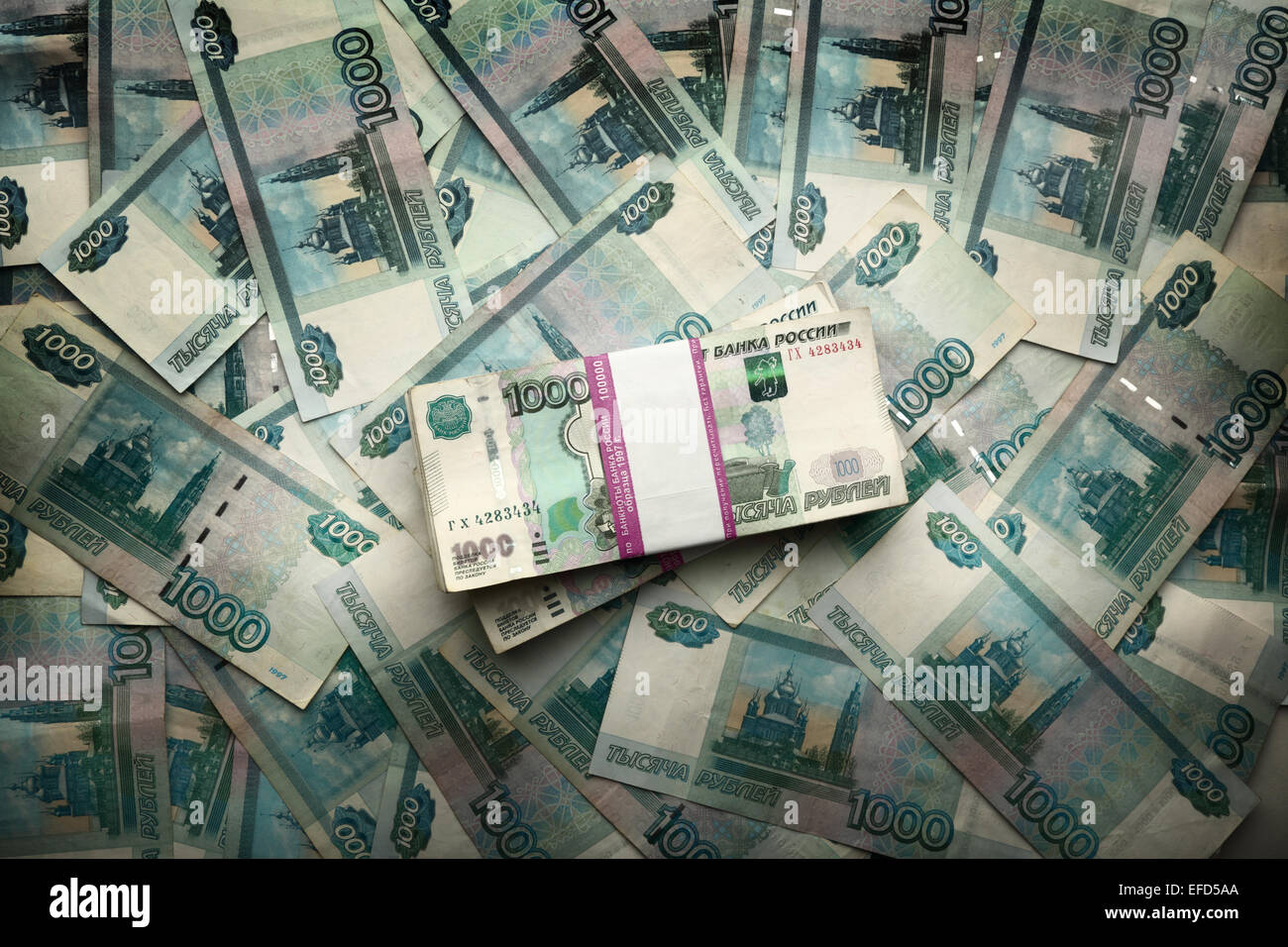 Molti cento ruble banconote come sfondo Foto Stock