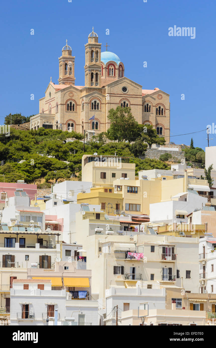 Chiesa di Anastasis in cima Vrodado Hill, Ermoupoli, Syros Island, Cicladi Grecia Foto Stock