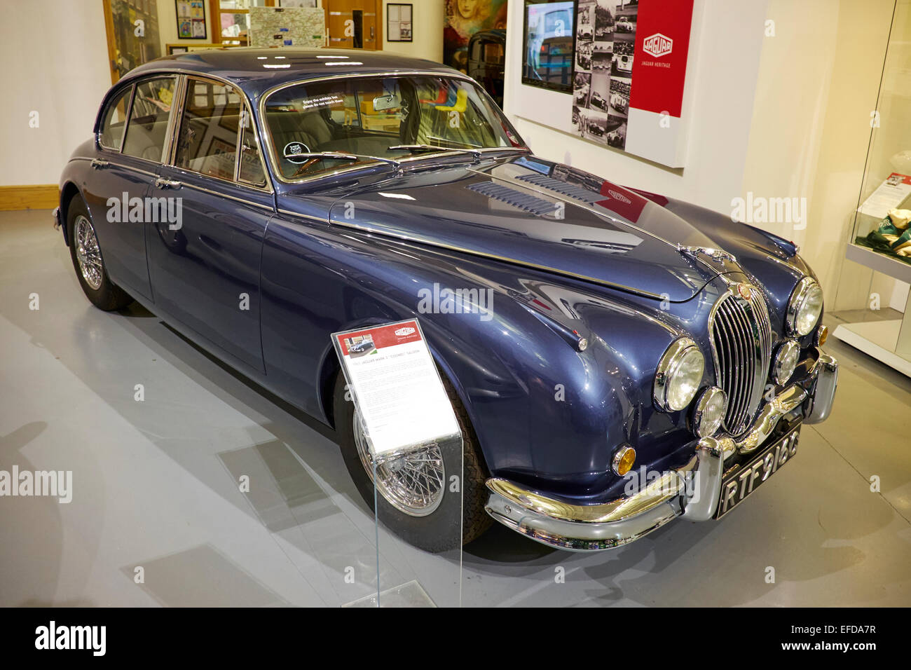 1965 Jaguar Mark 2 Berlina Coombs Heritage Motor Centre Gaydon Warwickshire, Regno Unito Foto Stock