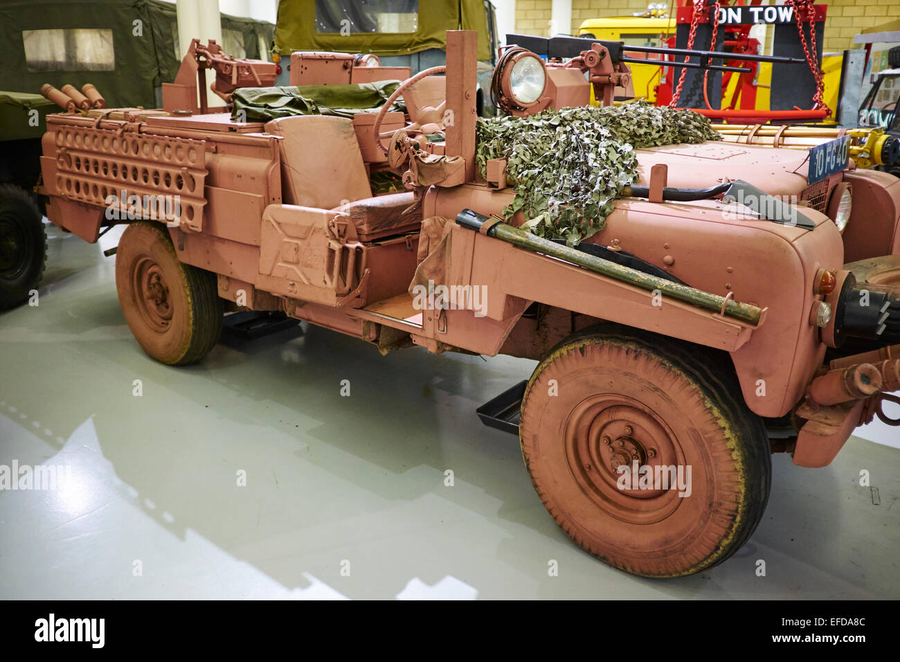 1968 Land Rover Serie IIa Pantera Rosa deserto SAS Auto Motor Heritage Centre Gaydon Warwickshire, Regno Unito Foto Stock