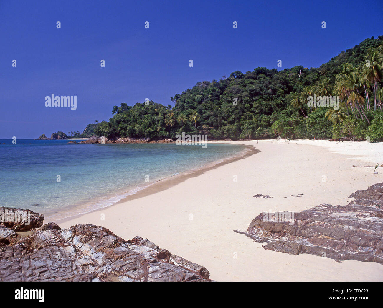 Sulla spiaggia di Kapas Island (Pulau Kapas), stato di Terengganu, Malaysia Foto Stock
