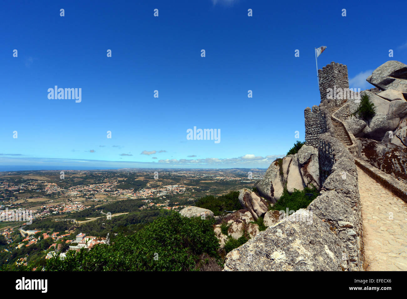 Sintra castello moresco, parco nazionale e sito del Patrimonio Mondiale, il Portogallo centrale, nei pressi di Lisbona. Foto Stock