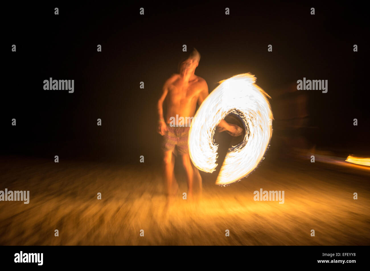 Night Fire Show, Turtle Bay Resort, Perhentian islands, Malaysia Foto Stock