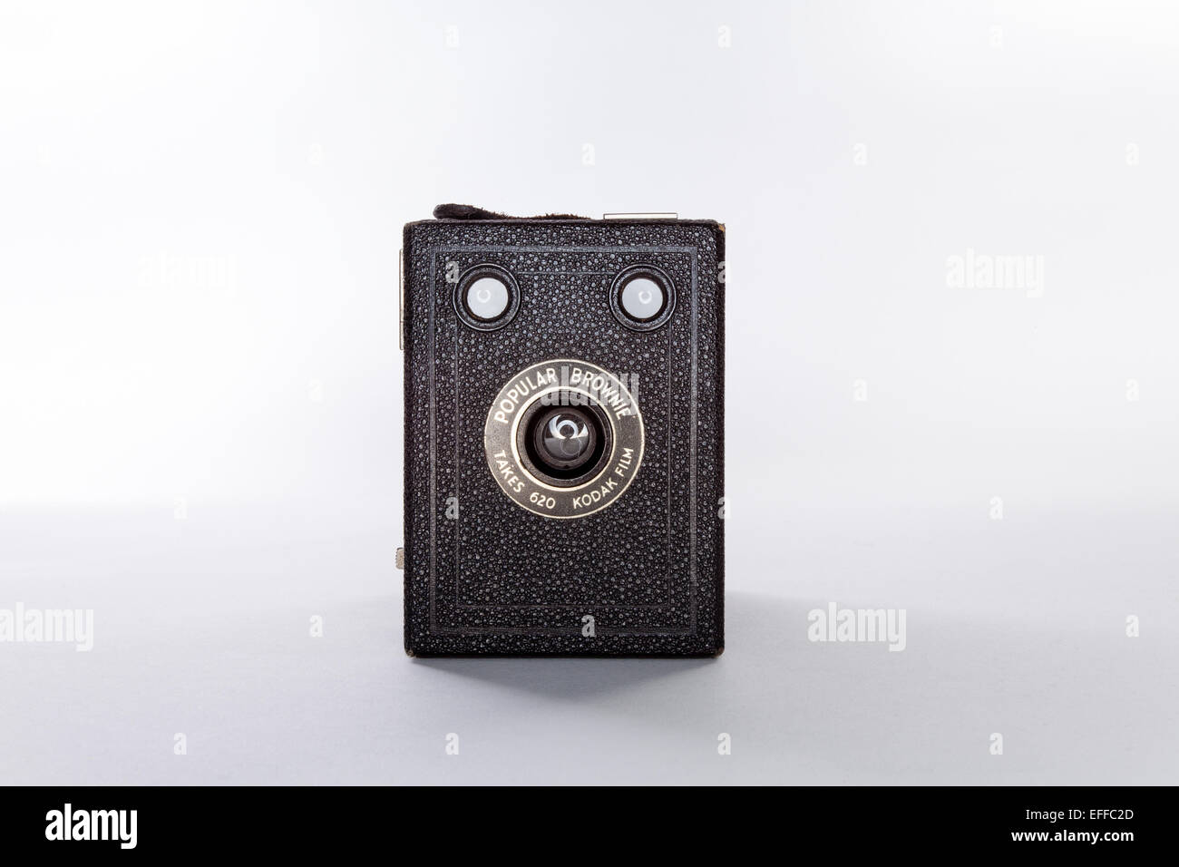 La casella di Kodak Brownie è stato introdotto nel 1900 ed è stato il primo relativamente a buon mercato fotocamera portando la fotografia per le masse. Foto Stock