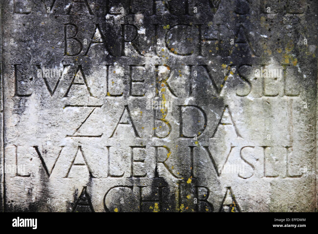 Antica iscrizione latina in Via Appia Antica di Roma, Italia Foto Stock