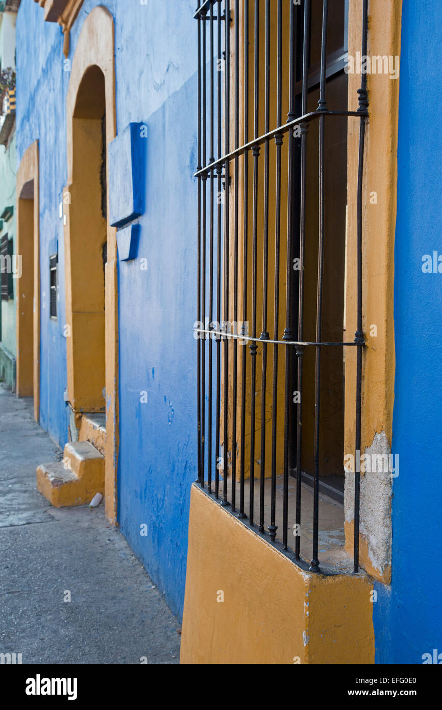 Oaxaca, Messico - un edificio di colore luminoso. Foto Stock