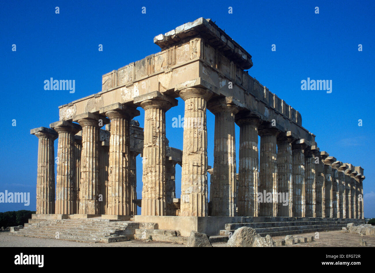 Greco tempio dorico, rovine di Selinunte. Selinunte. Sicilia, Italia Foto Stock