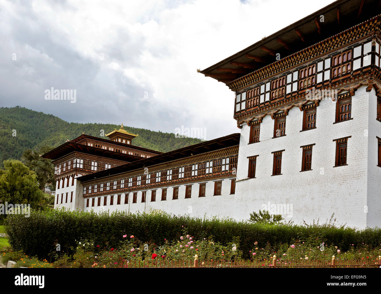 BU00018-00...BHUTAN - Tashichoedzong nella città capitale di Thimphu, centro di governo per il paese. Foto Stock