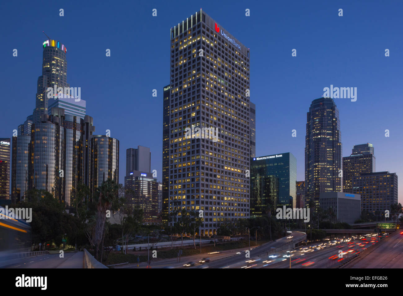 SKYLINE DEL CENTRO Interstate 110 HARBOR FREEWAY DI LOS ANGELES CALIFORNIA USA Foto Stock