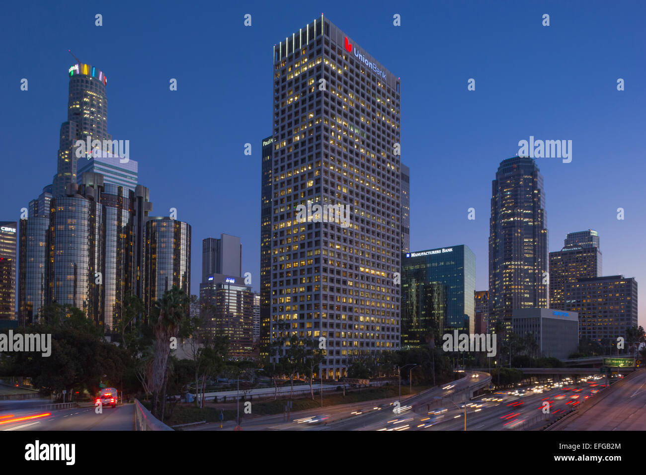 SKYLINE DEL CENTRO Interstate 110 HARBOR FREEWAY DI LOS ANGELES CALIFORNIA USA Foto Stock