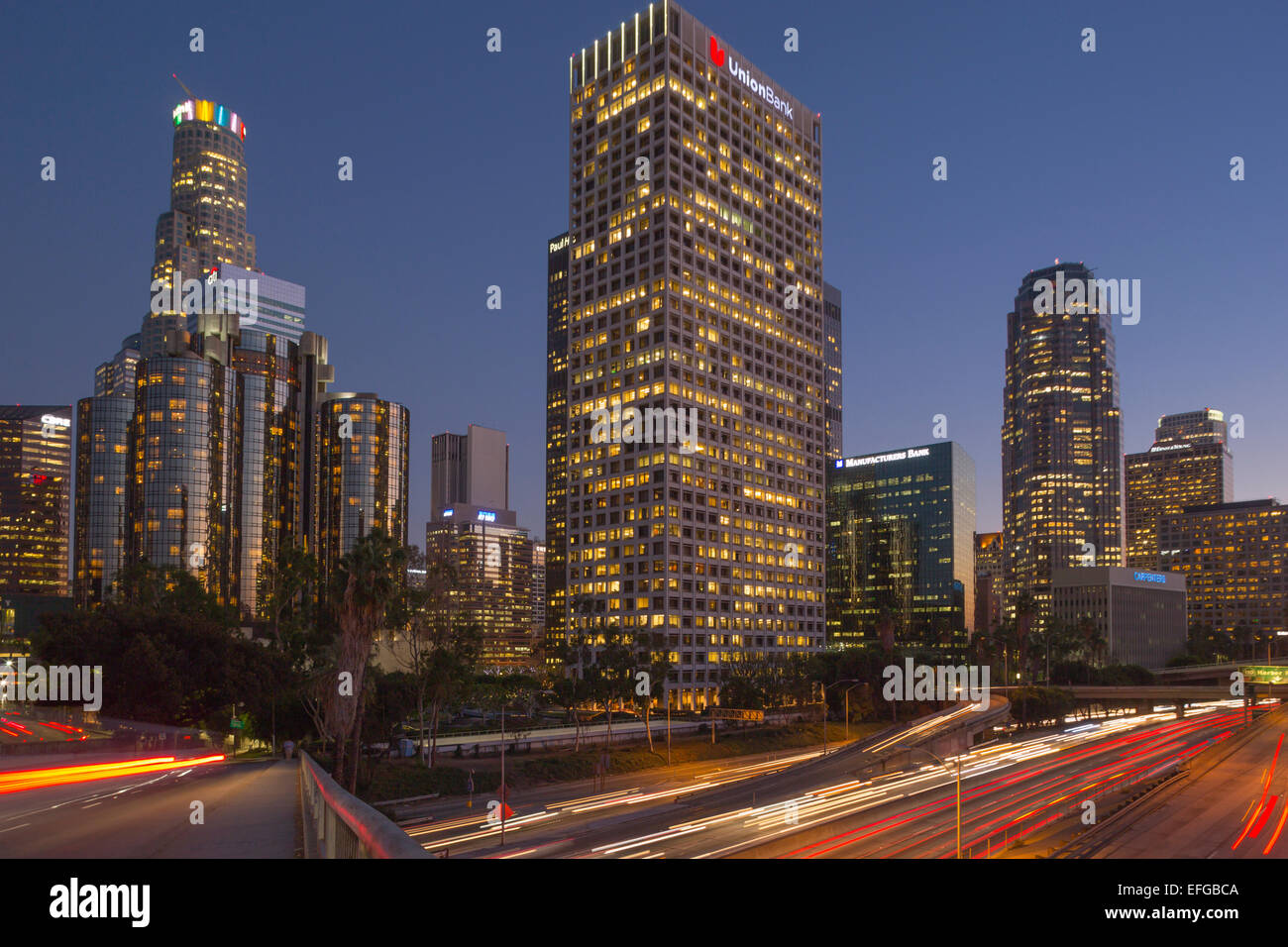 SKYLINE DEL CENTRO Interstate 110 HARBOR FREEWAY DI LOS ANGELES CALIFORNIA USA Foto Stock