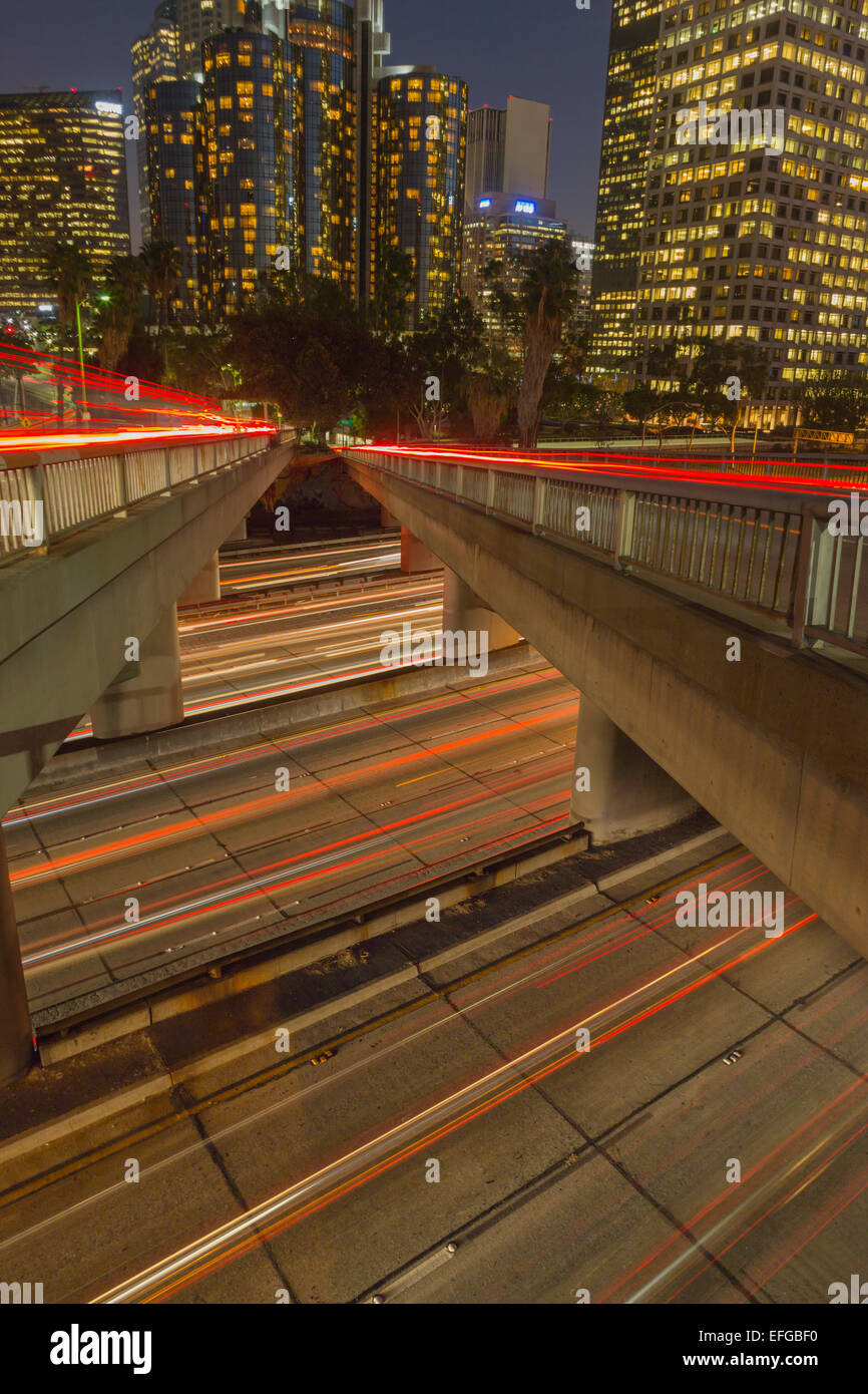 SKYLINE DEL CENTRO Interstate 110 HARBOR FREEWAY DI LOS ANGELES CALIFORNIA USA Foto Stock