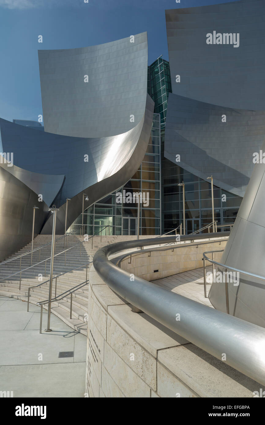 WALT DISNEY CONCERT HALL (©Frank Gehry 2003) il centro cittadino di Los Angeles California USA Foto Stock