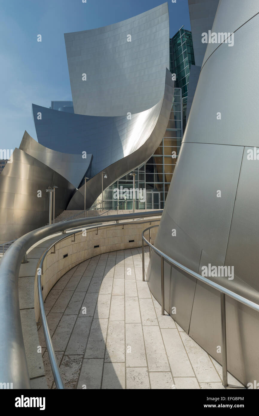 WALT DISNEY CONCERT HALL (©Frank Gehry 2003) il centro cittadino di Los Angeles California USA Foto Stock