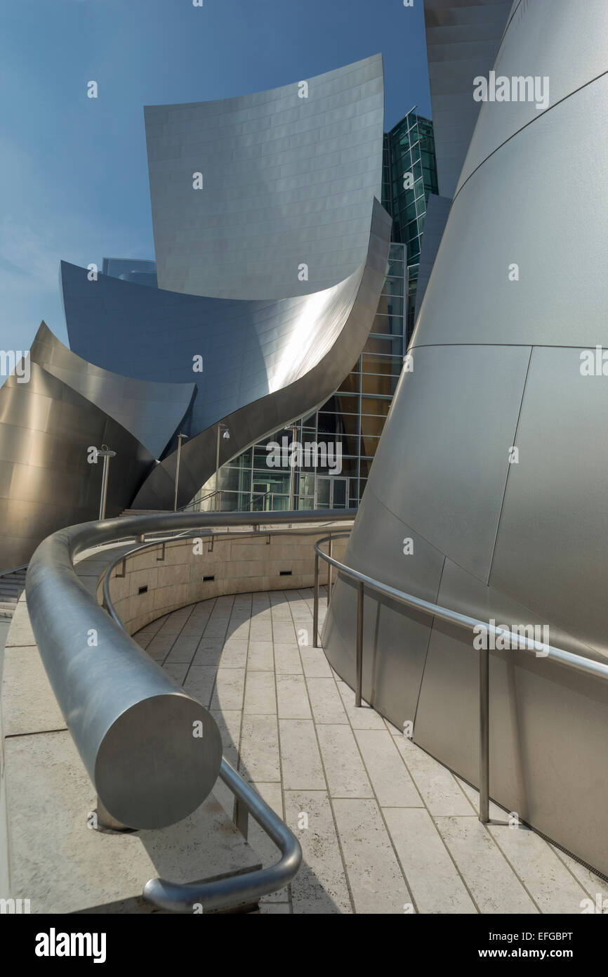 WALT DISNEY CONCERT HALL (©Frank Gehry 2003) il centro cittadino di Los Angeles California USA Foto Stock