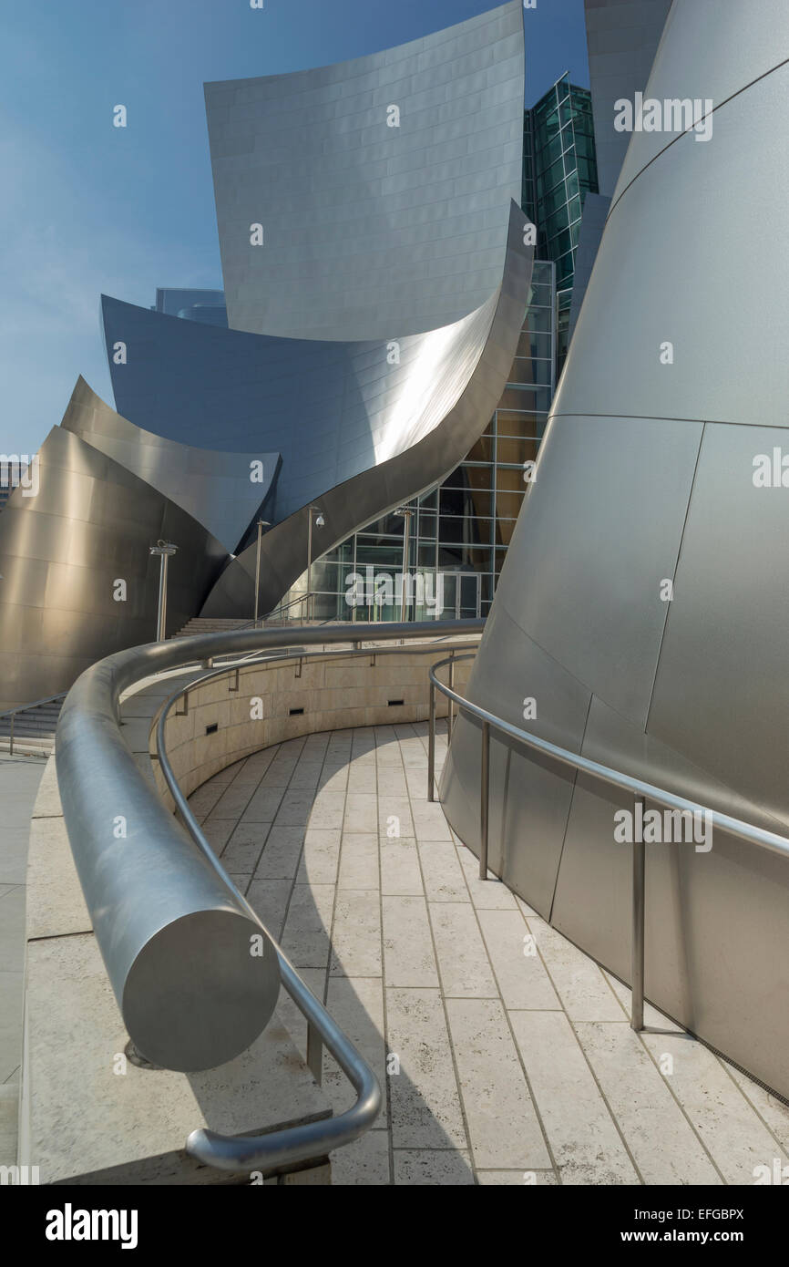 WALT DISNEY CONCERT HALL (©Frank Gehry 2003) il centro cittadino di Los Angeles California USA Foto Stock
