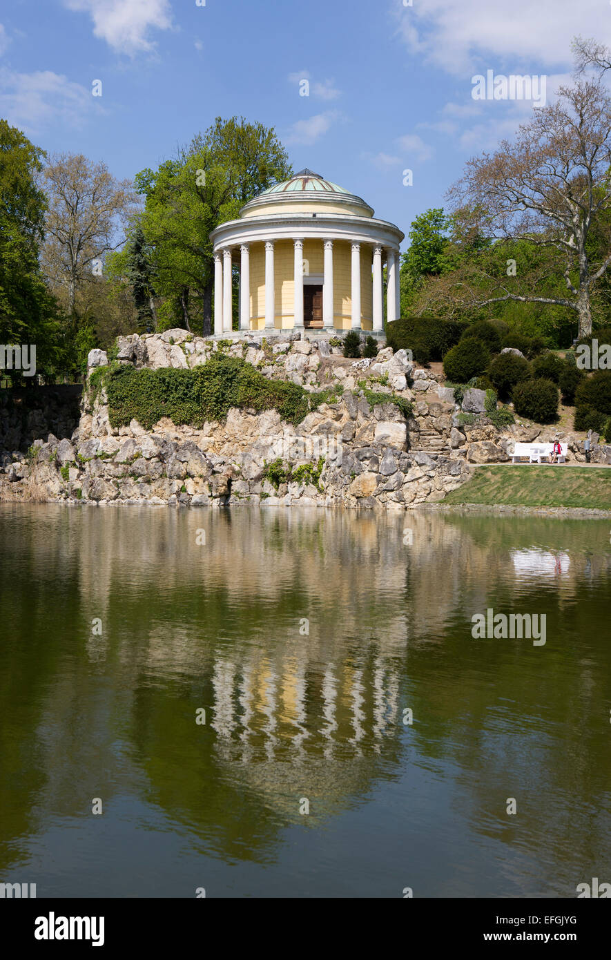 Tempio Leopoldine in motivi di Schloss Esterhazy Palace, Leopoldine Pond, Eisenstadt, Burgenland, Austria Foto Stock