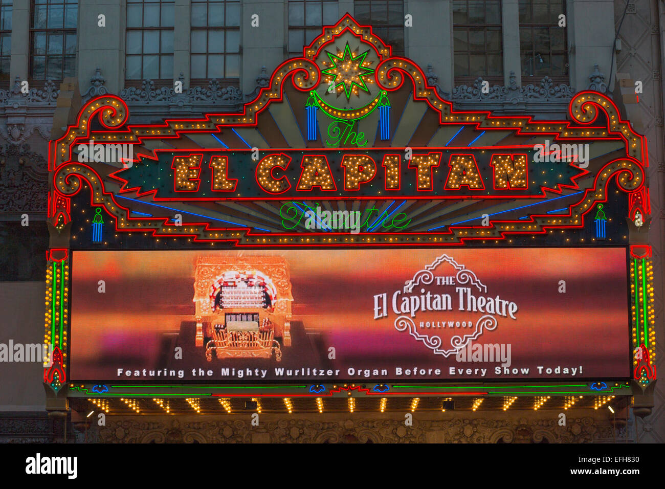Il neon TEATRO TENDA El Capitan entertainment center HOLLYWOOD BOULEVARD LOS ANGELES CALIFORNIA USA Foto Stock