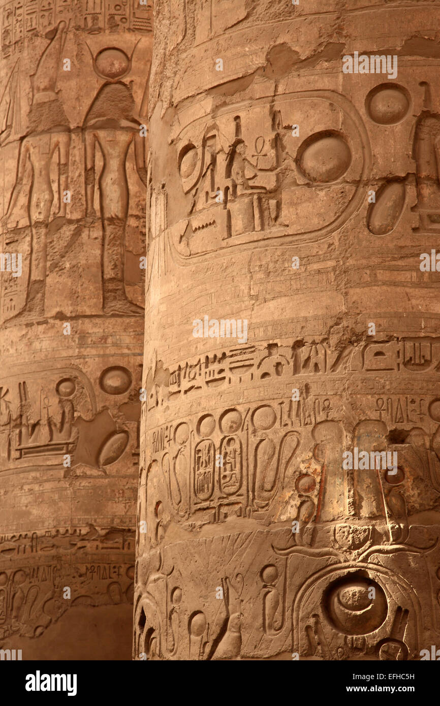 Pilastri / Tempio di Karnak / Luxor / EGITTO Foto Stock