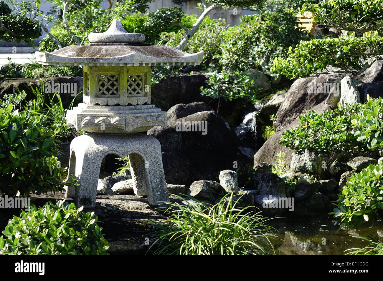 Lanterna giapponese, Morikami Giardini Giapponesi, Delray Beach, Palm Beach County, Florida Foto Stock