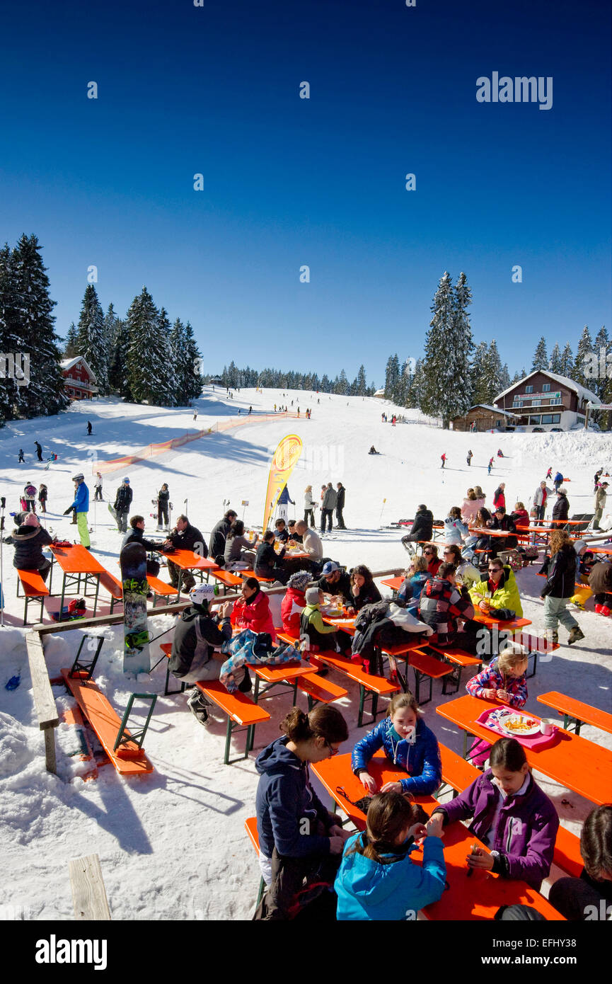 Area sciistica con ristorante, Feldberg, Foresta Nera, Baden-Wuerttemberg, Germania Foto Stock