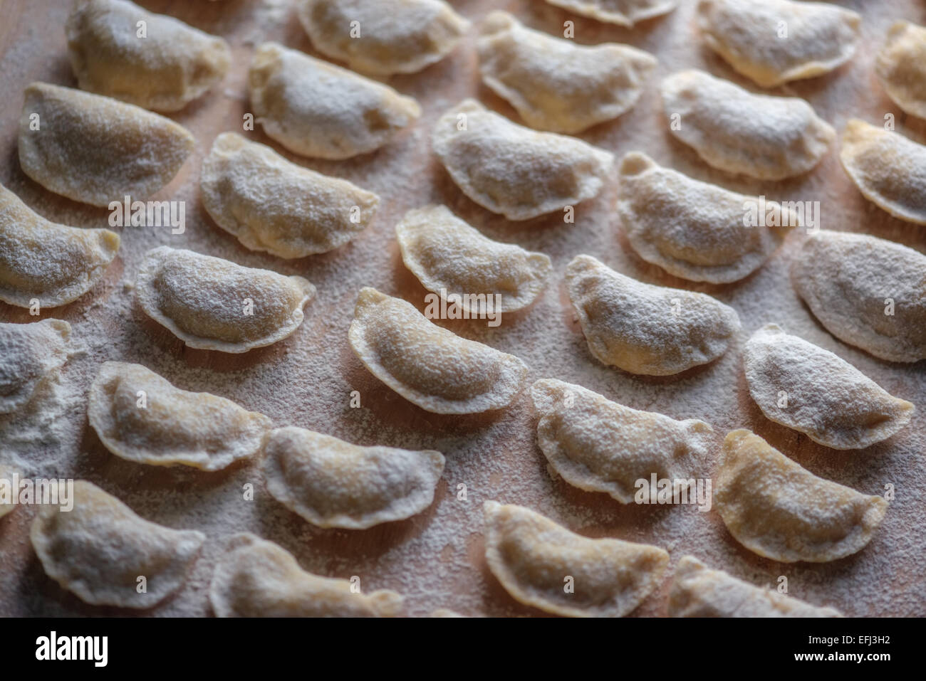 Tradizionale ucraino pelmenis con patate Foto Stock