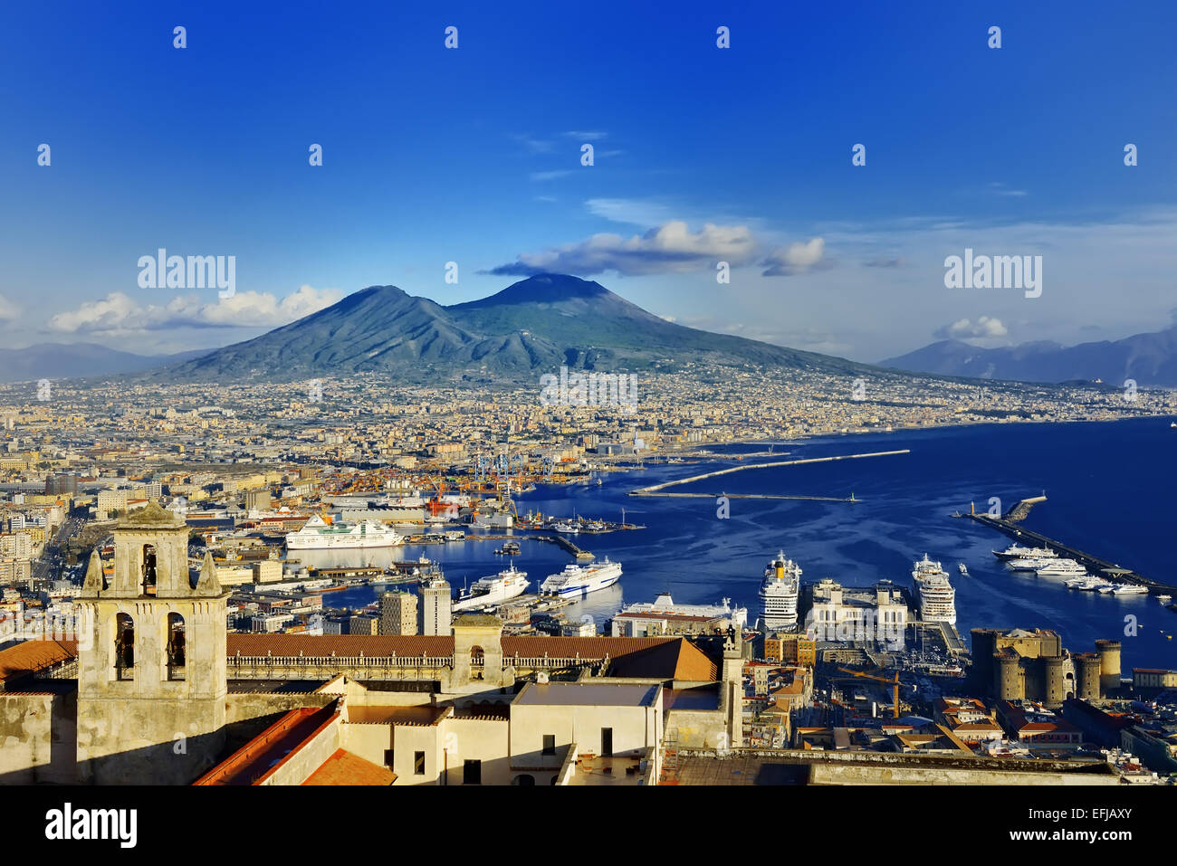 Napoli e il Vesuvio, Vista panoramica, Napoli, campania, Italy Foto Stock