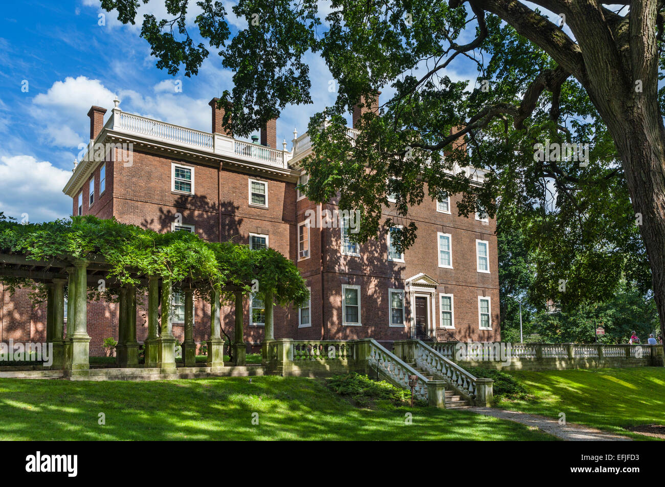 La storica 18thC John Brown House vista dal beneficio sul lato della strada di Providence, Rhode Island, STATI UNITI D'AMERICA Foto Stock