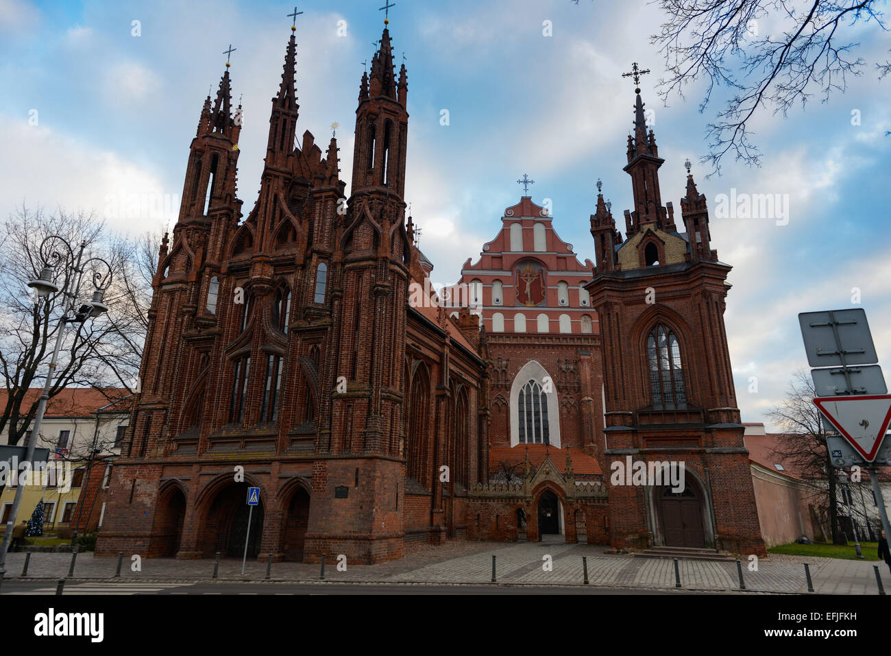 Chiesa di Sant'Anna, la cattedrale cattolica di Vilnius, Lituania Foto Stock