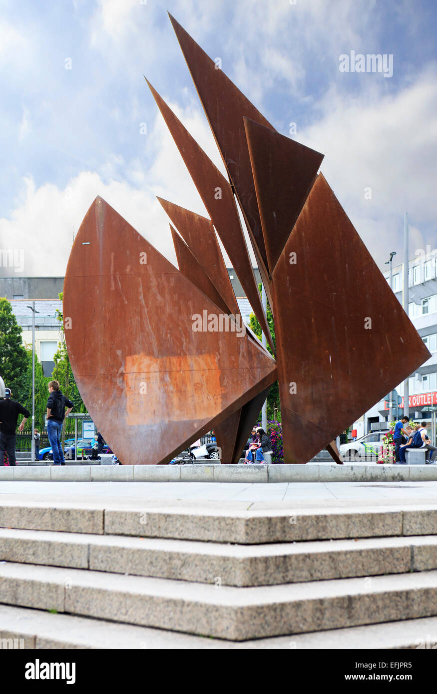 Un monumento nel centro di Galway Foto Stock