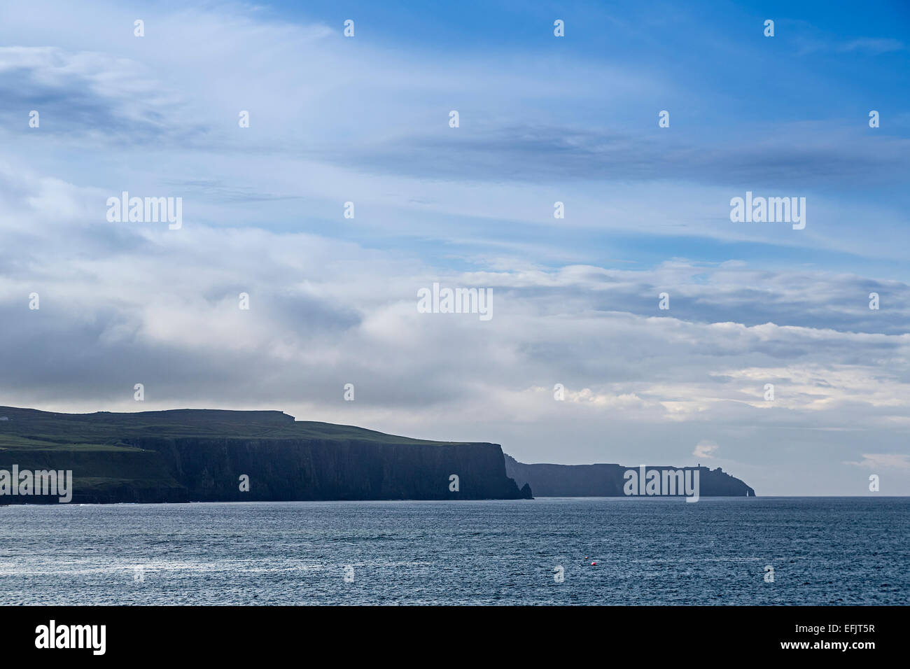 Scogliere di Moher da Doolin, Co. Clare, Irlanda Foto Stock