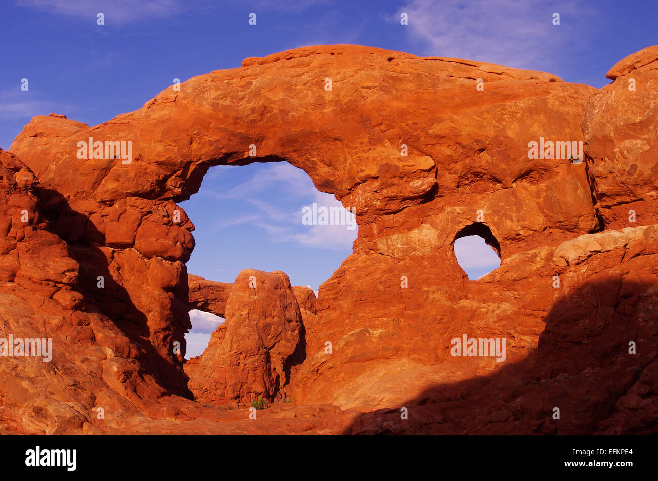 La torretta Arch nella luce della sera, Arches National Park nello Utah. Foto Stock