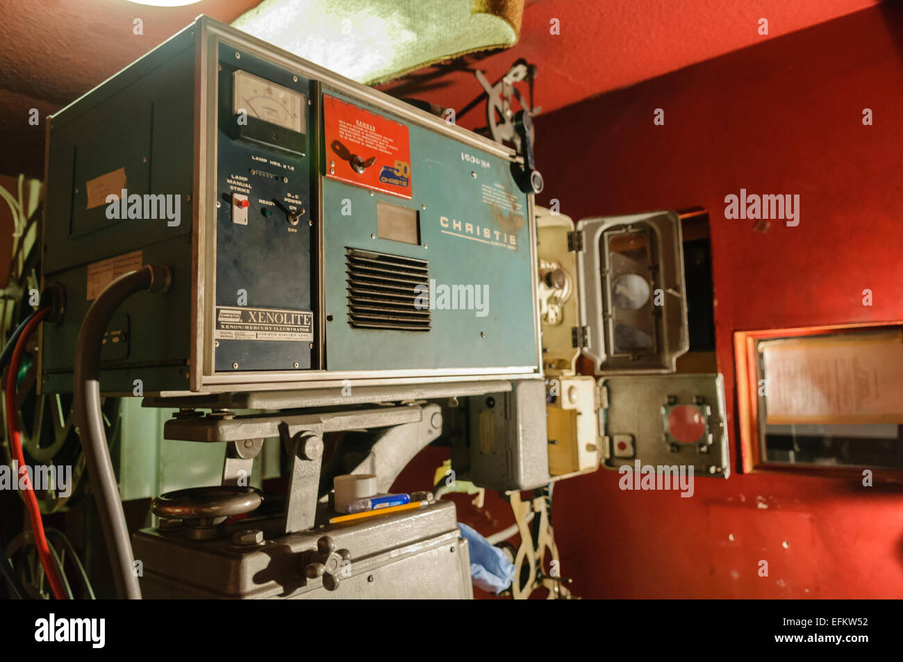Un vecchio Christie Xenolite 45mm proiettore film risalenti agli anni cinquanta. Foto Stock
