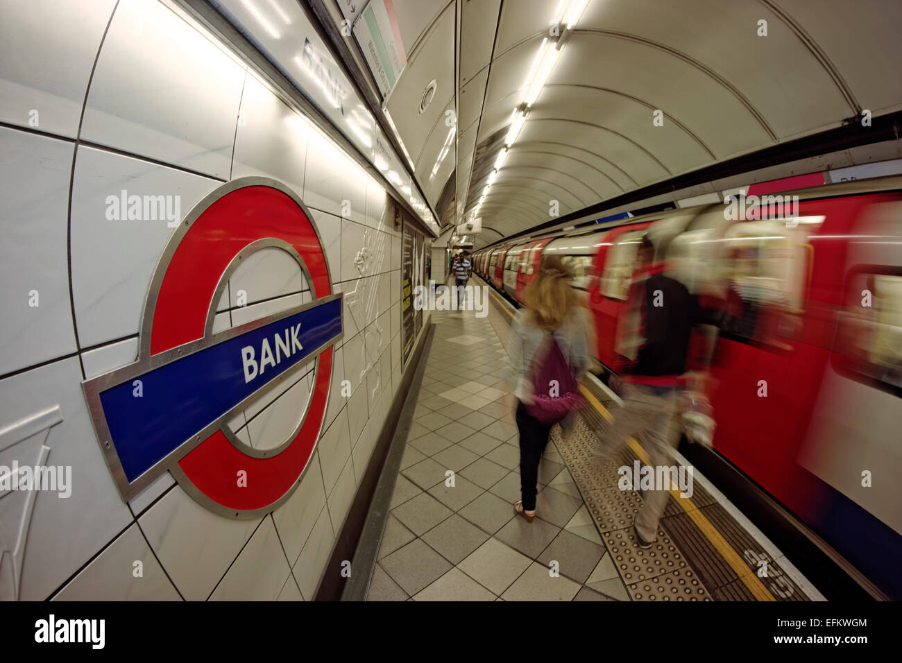 Banca Stazione della Metropolitana, tubo, London , Regno Unito Foto Stock
