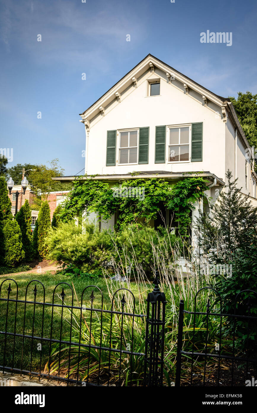 Casa di glicine, Loudoun Street Mall pedonale, Winchester Virginia Foto Stock