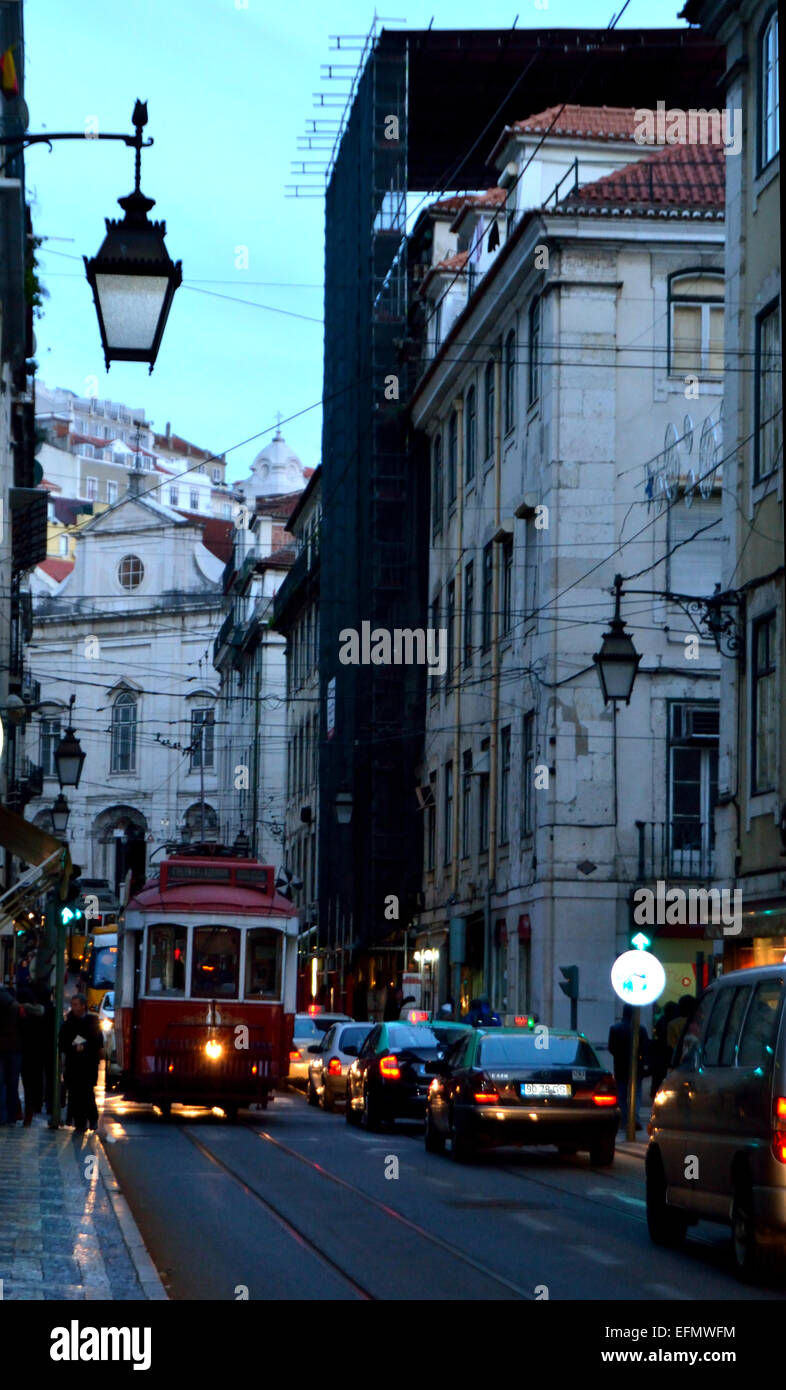 Red tram di Lisbona Foto Stock