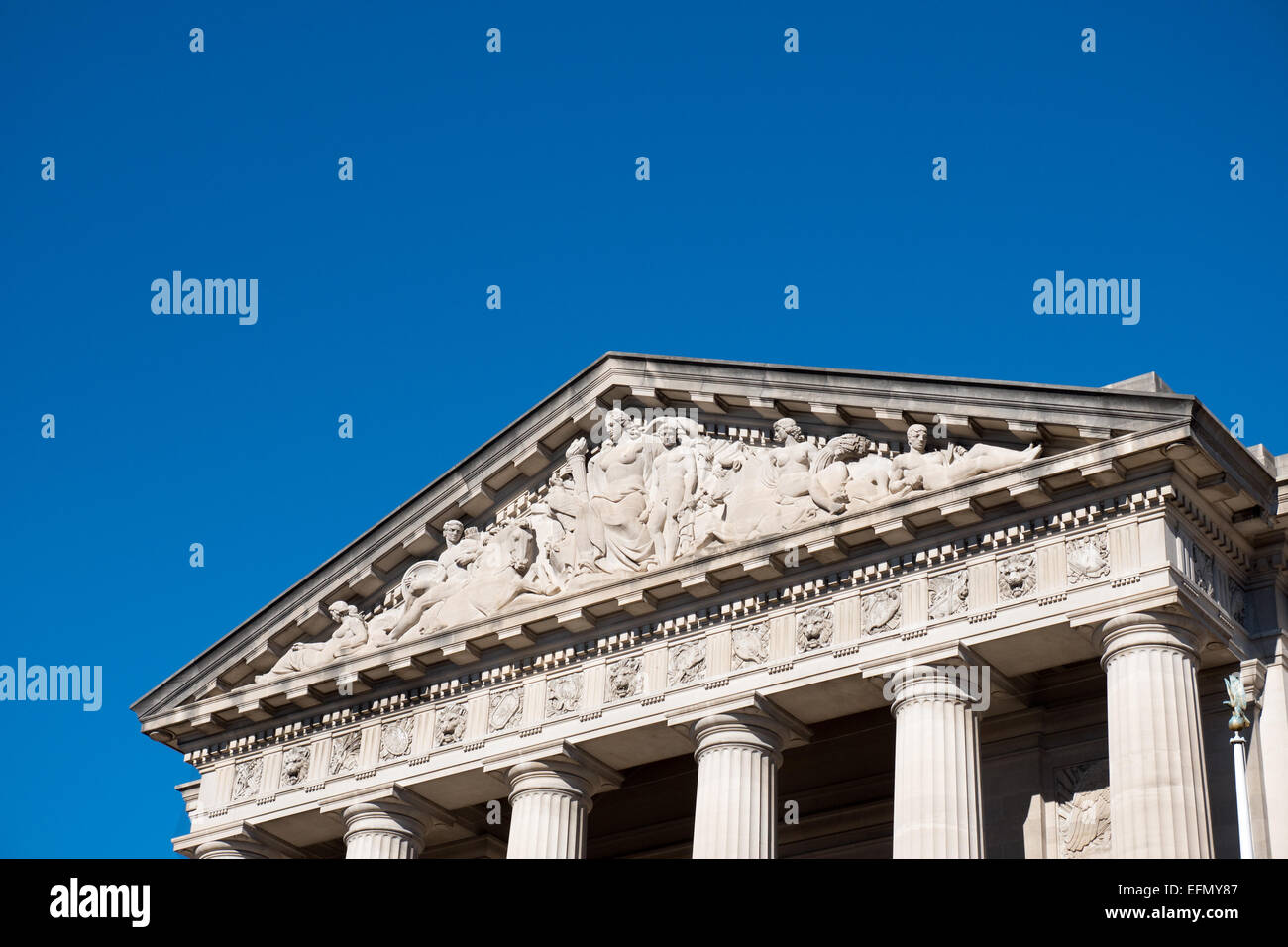 WASHINGTON DC, Stati Uniti - dettaglio architettonico sopra l'ingresso principale dello Smithsonian National Museum of Natural History sul National Mall di Washington DC. Foto Stock