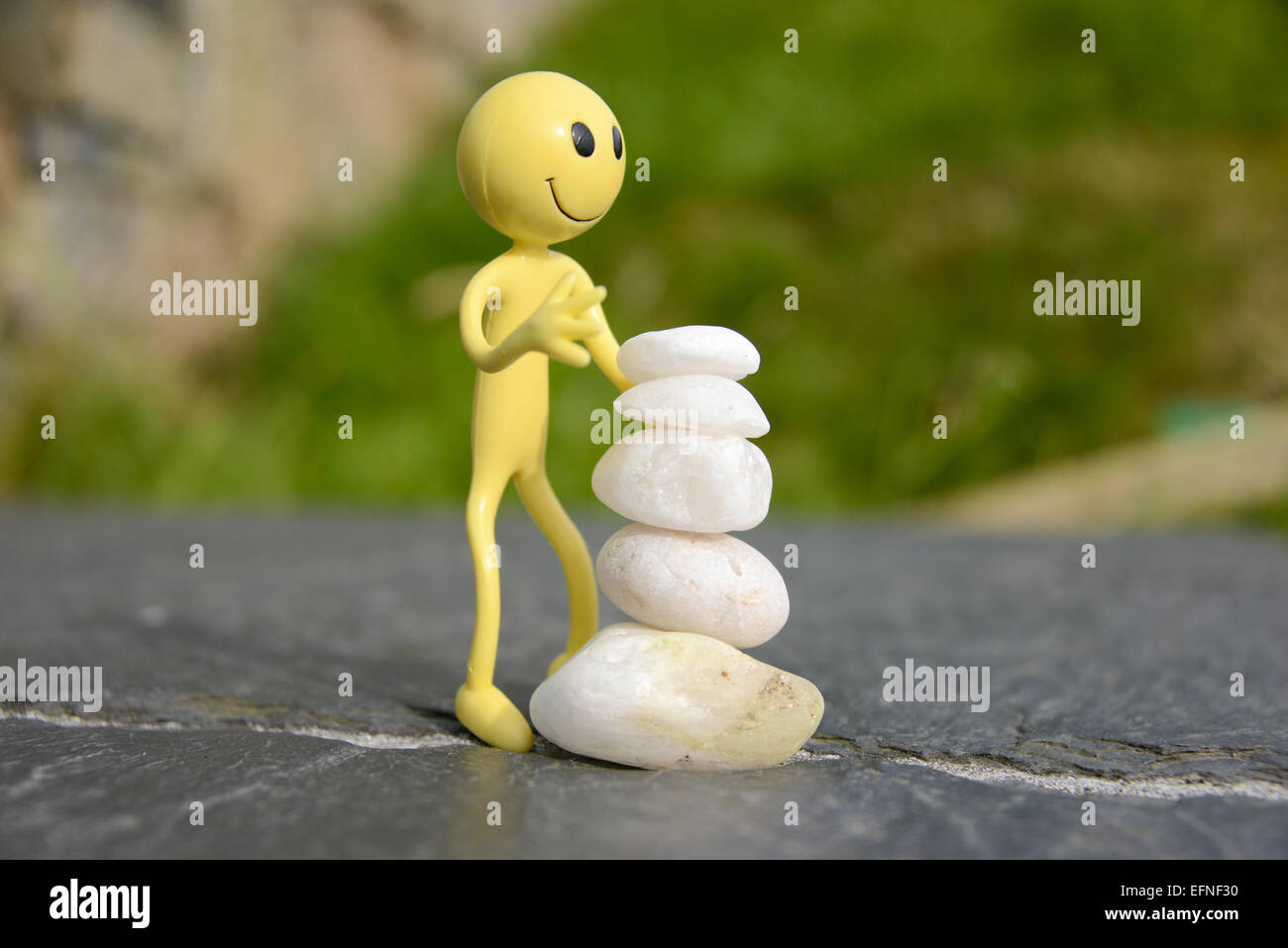 Gialli Smiley uomo in vacanza nelle Ebridi Esterne - qui ha Foto Stock