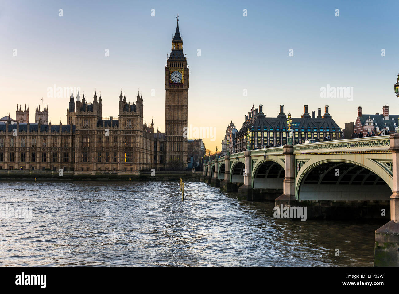Il Elizabeth Torre del case del parlamento del Regno Unito è anche noto come Big Ben, il soprannome per la grande campana del clock Foto Stock