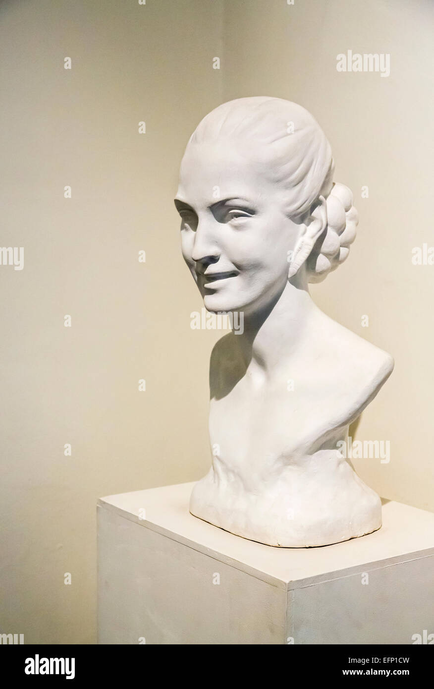 Busto bianco di Evita Peron, una mostra sul display nel Museo Evita, Maria Eva Duarte de Peron aiuti sociali Foundation, Buenos Aires, Argentina Foto Stock